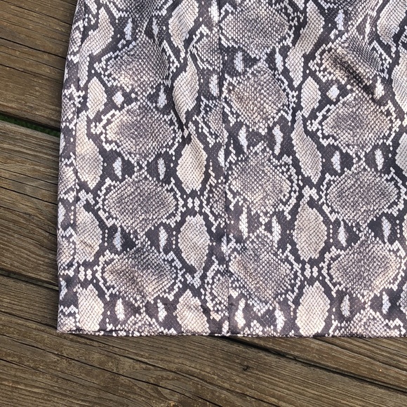 Vintage Strapless Hugo Buscati in Snake Skin - Picture 4 of 16